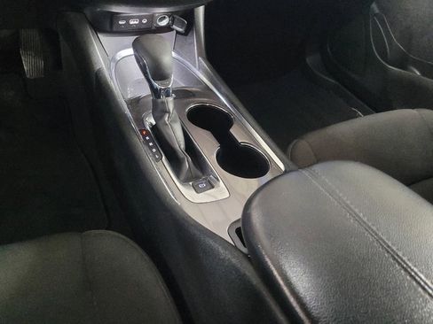 Used 2023 Chevrolet Malibu LT FWD image 26