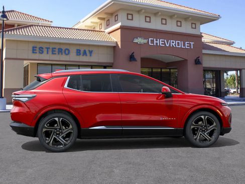 New 2025 Chevrolet Equinox EV LT image 5