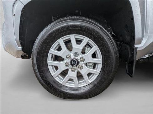 Used 2024 Toyota Tacoma SR5 image 20