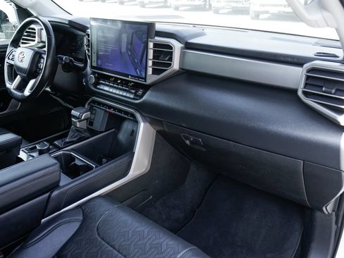 Used 2022 Toyota Tundra Limited AWD/4WD image 43