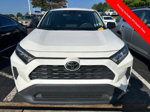 Used 2022 Toyota RAV4 LE FWD image 11
