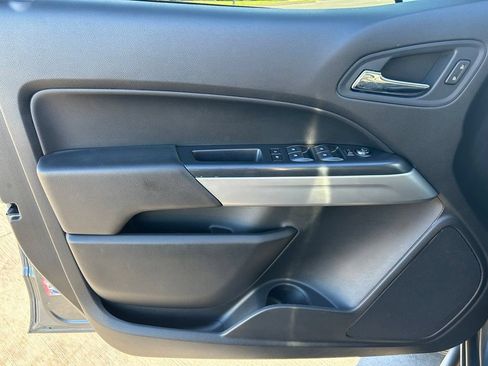 Used 2019 Chevrolet Colorado ZR2 AWD/4WD image 11