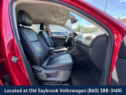 Certified 2022 Volkswagen Tiguan SE image 23