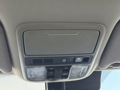 Used 2022 Honda Pilot Touring image 26