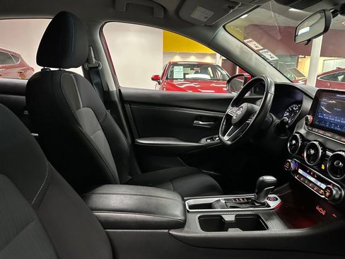 Used 2022 Nissan Sentra SV w/ All-Weather Package FWD image 30