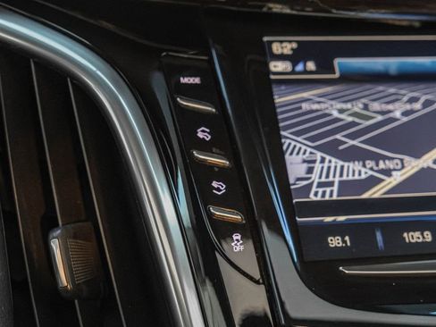 Used 2020 Cadillac Escalade ESV Luxury w/ Escalade Sport Edition image 25