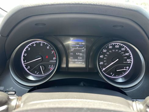 Used 2023 Toyota Camry SE FWD image 14