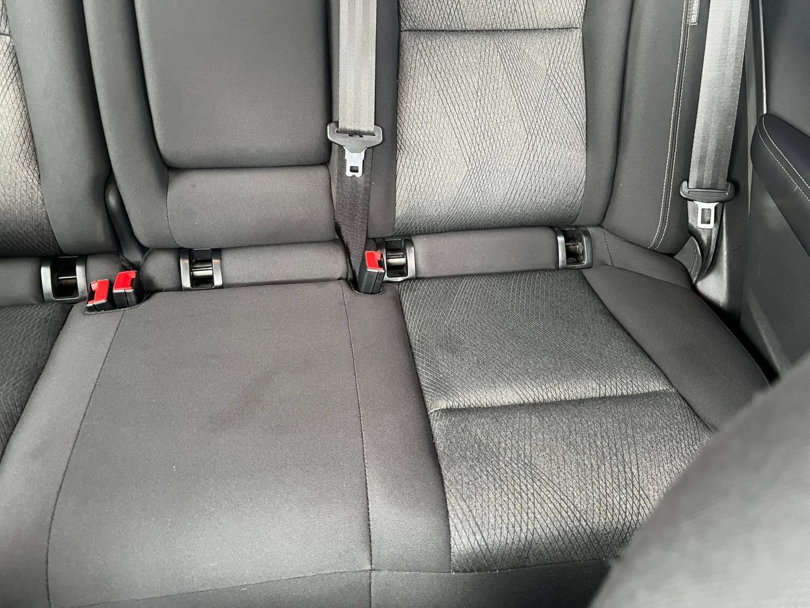 Used 2025 Nissan Rogue SV FWD image 38
