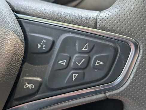 Used 2025 Chevrolet Malibu LT FWD image 21