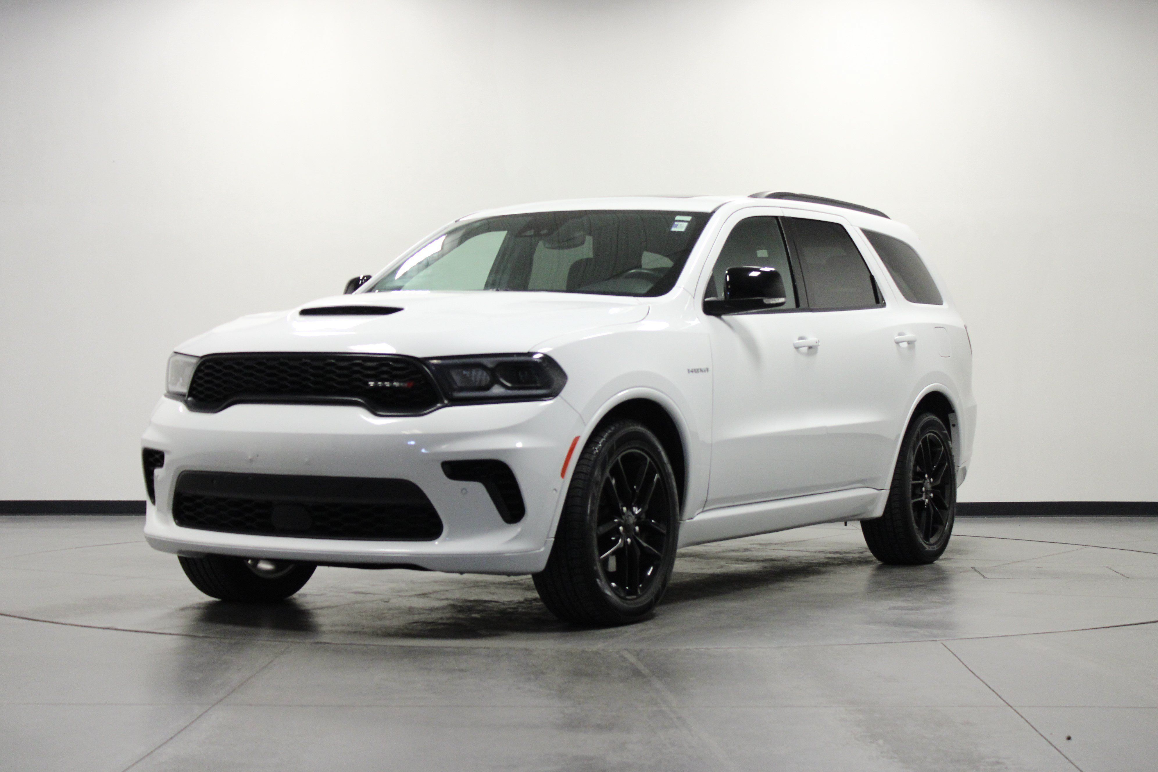Used 2025 Dodge Durango R/T AWD/4WD image 8