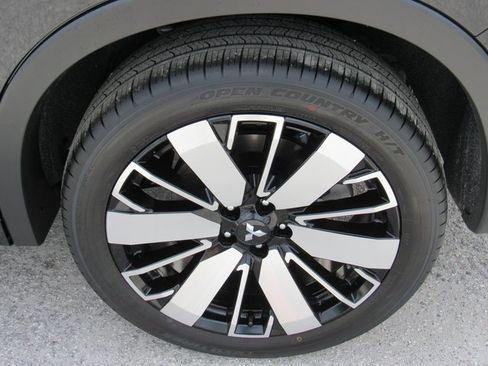 New 2025 Mitsubishi Outlander SEL image 8