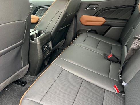 New 2026 GMC Canyon AT4 w/ Technology Plus Package image 9