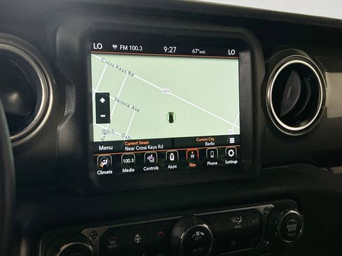 Used 2023 Jeep Wrangler Sahara w/ Cold Weather Group AWD/4WD image 13