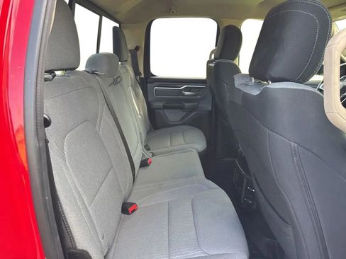 Used 2019 RAM 1500 Big Horn AWD/4WD image 30