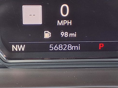 Used 2022 GMC Sierra 3500 Denali image 27