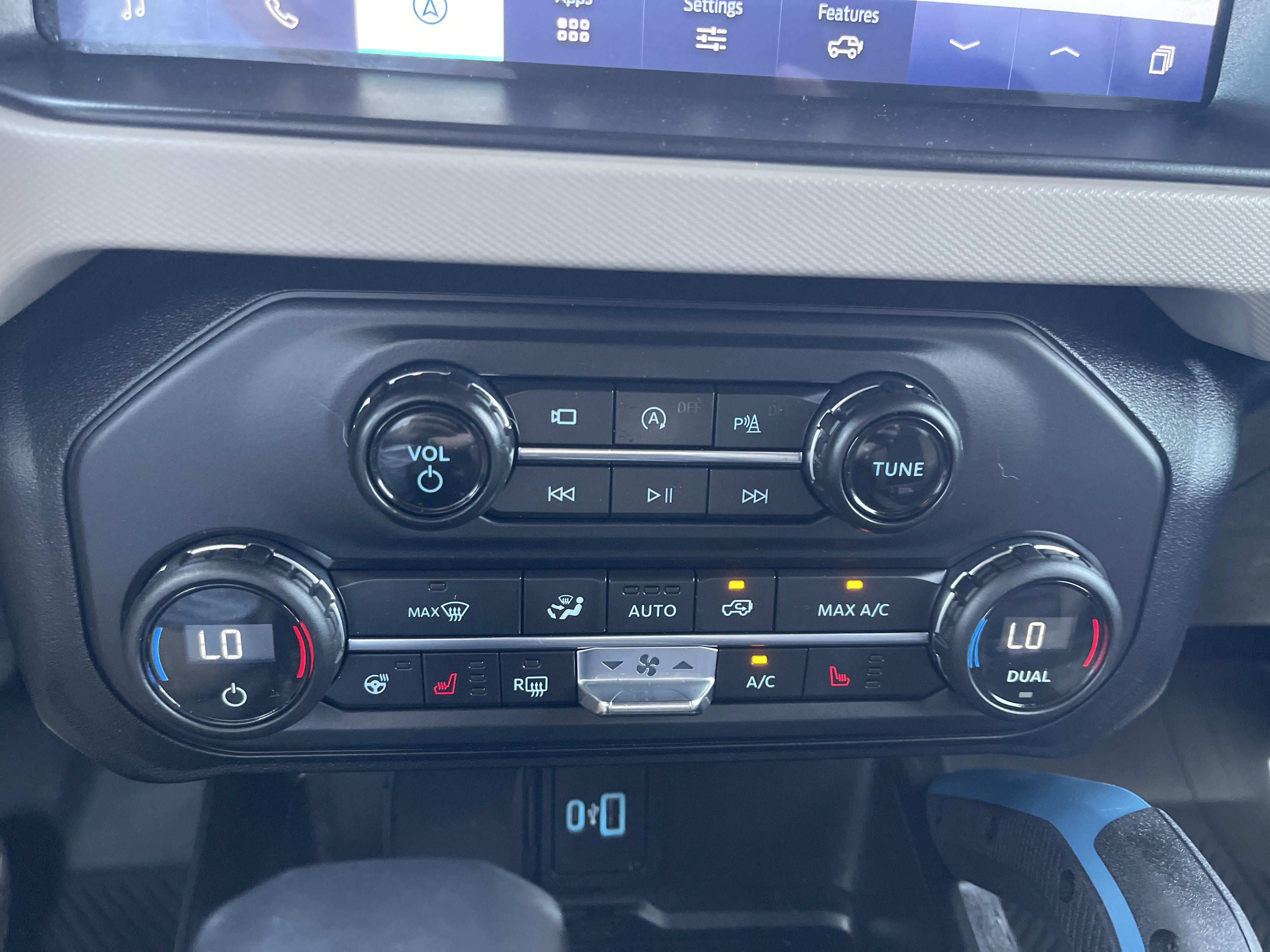Used 2023 Ford Bronco Wildtrak AWD/4WD image 28