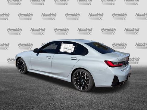Used 2026 BMW 330i Sedan w/ M Sport Package RWD image 7