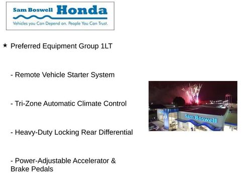 Used 2013 Chevrolet Suburban LT w/ Luxury Package RWD image 3