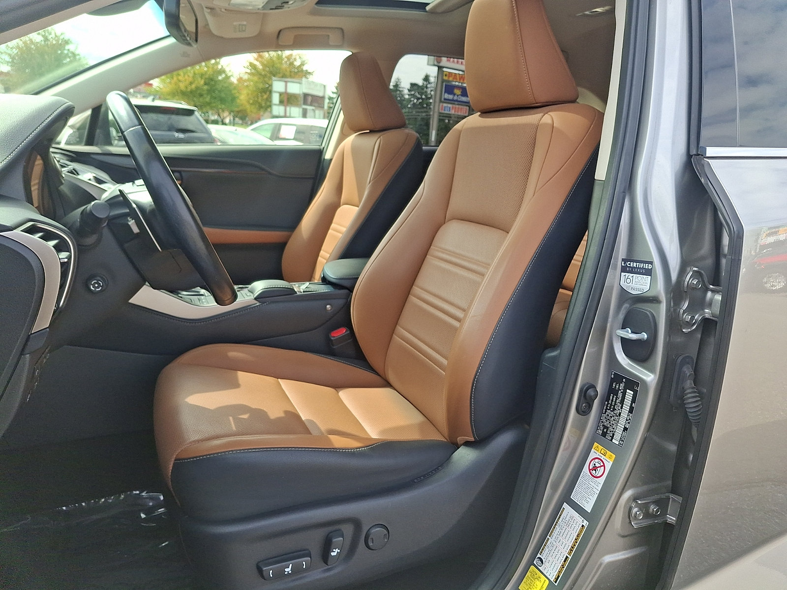 Used 2018 Lexus NX 300 AWD w/ Premium Package image 13