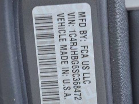 New 2025 Jeep Grand Cherokee Limited w/ Luxury Tech Group II image 11