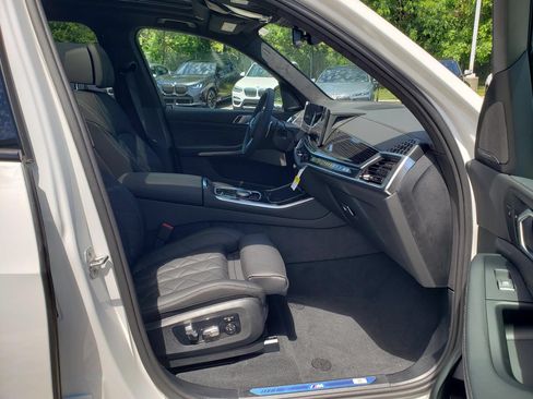 New 2026 BMW X5 xDrive50e AWD/4WD image 17