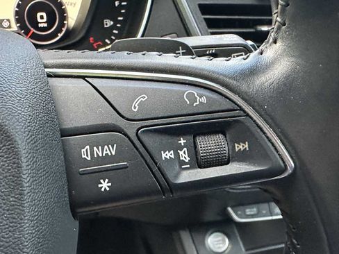Used 2018 Audi Q5 Prestige w/ Prestige Package AWD/4WD image 28