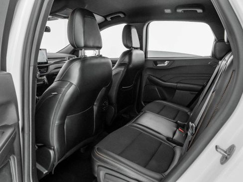 Used 2024 Ford Escape ST-Line w/ Tech Pack #1 image 33