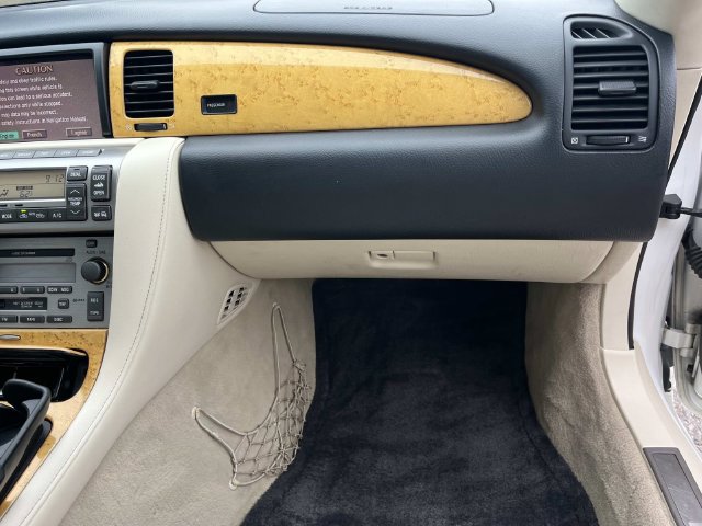 Used 2003 Lexus SC 430 Convertible RWD image 16