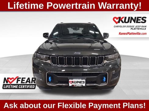 Used 2023 Jeep Grand Cherokee Overland w/ Luxury Tech Group IV image 4