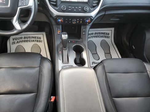 Used 2019 GMC Acadia SLT image 22