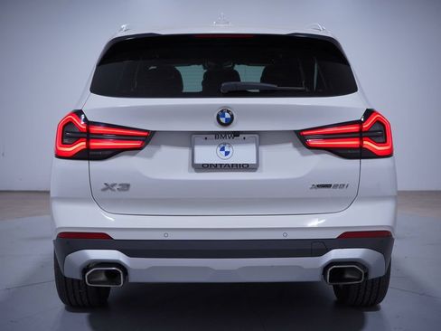 Used 2023 BMW X3 xDrive30i w/ Convenience Package AWD/4WD image 5