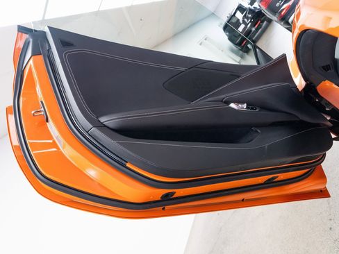 Used 2023 Chevrolet Corvette Stingray w/ Z51 Performance Package image 13