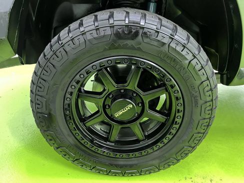 Used 2016 RAM 2500 Power Wagon Laramie AWD/4WD image 16