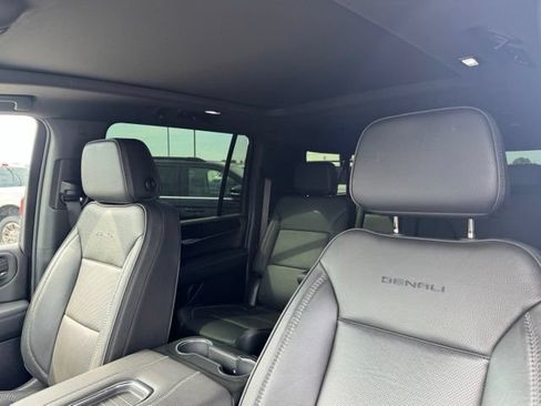 Used 2024 GMC Yukon XL Denali AWD/4WD image 20