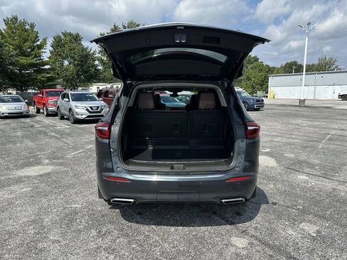 Used 2021 Buick Enclave Avenir w/ Avenir Technology Package AWD/4WD image 23