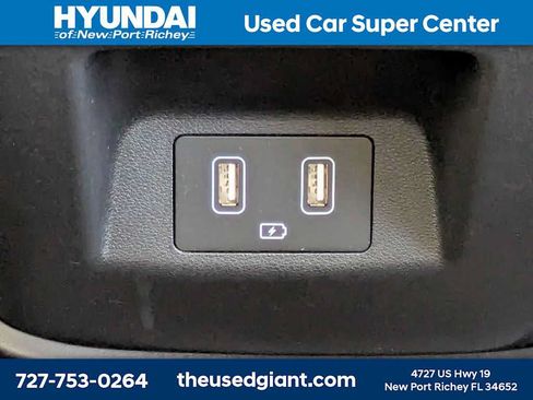 Certified 2024 Hyundai Tucson Limited FWD image 16