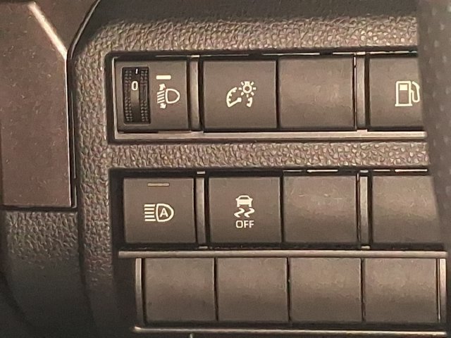 Used 2026 Toyota 4Runner SR5 AWD/4WD image 35