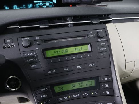 Used 2010 Toyota Prius Two image 34