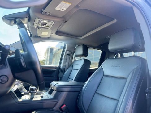 Used 2023 GMC Sierra 1500 Denali w/ Technology Package image 16