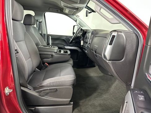 Used 2018 Chevrolet Silverado 2500 LT w/ LT Convenience Package image 28