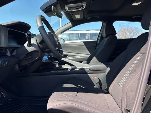 New 2026 Hyundai Elantra SEL Sport Premium FWD image 11