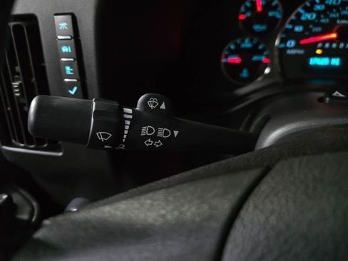 Used 2021 GMC Savana 2500 w/ Driver Convenience Package image 21