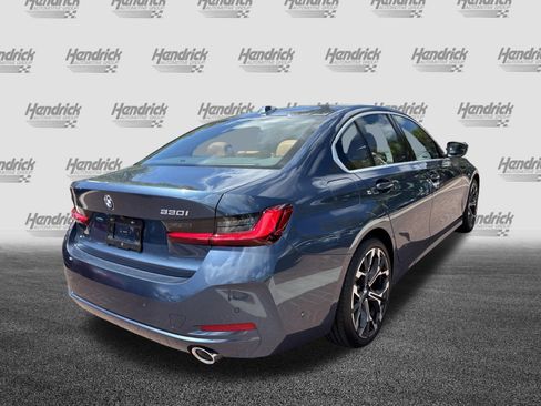 Certified 2025 BMW 330i Sedan RWD image 10