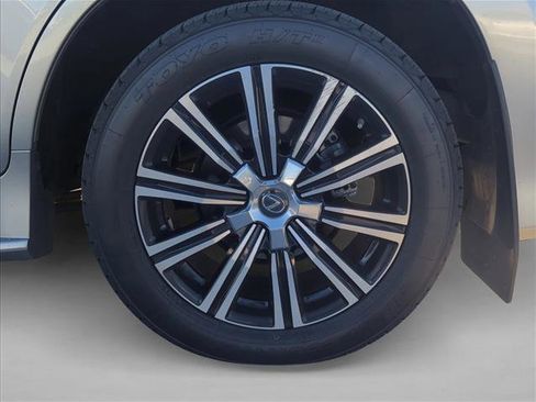 Used 2021 Lexus LX 570 4WD w/ 3rd Row & Luxury Pkg image 6