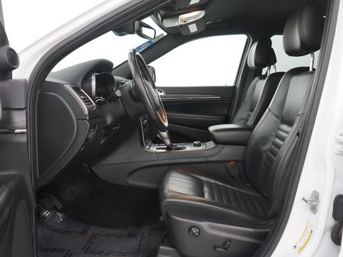 Used 2019 Jeep Grand Cherokee Limited X image 21