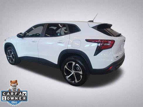 Used 2024 Chevrolet Trax RS image 6