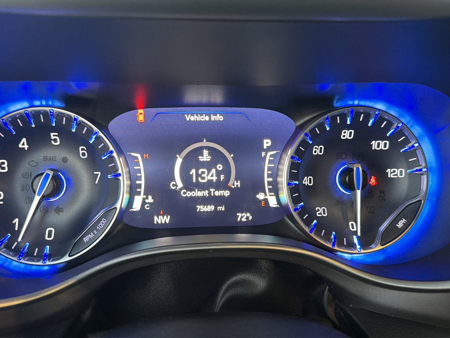 Used 2021 Chrysler Pacifica Touring-L FWD image 21