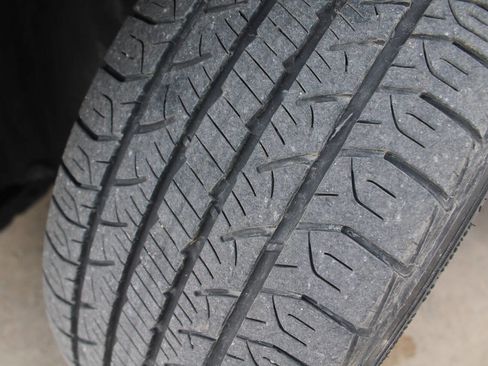 Used 2013 Chevrolet Malibu Eco w/ Power Convenience Package image 16