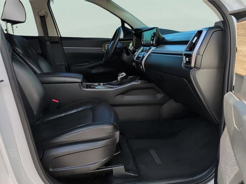 Used 2021 Kia Sorento EX image 36