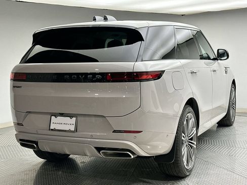 Certified 2026 Land Rover Range Rover Sport Dynamic SE AWD/4WD image 11